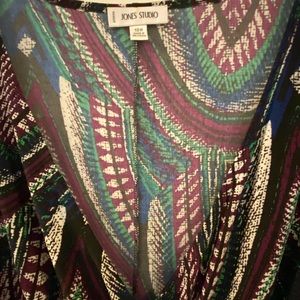 Jones Studio figure flattering woman’s dress